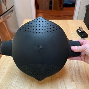 Pampered Chef Microwave Cooker - 2 Quart